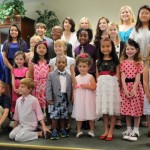 kids learning piano